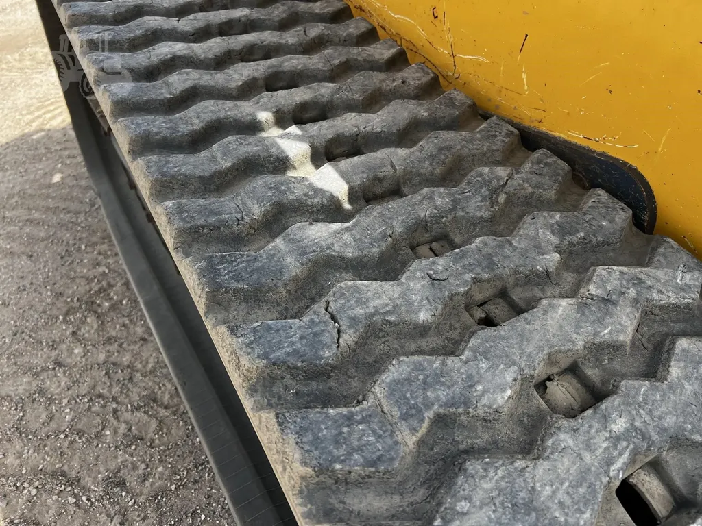 2019 John Deere 333G
