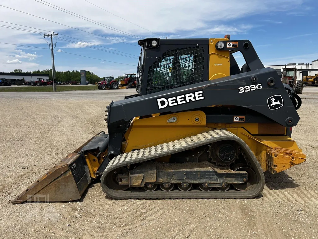 2019 John Deere 333G